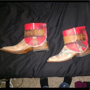 Brand new Macy Bean boots, made into Canty Boots